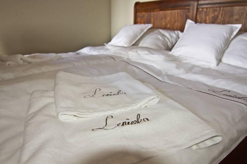 Leniwka Hotel Swiebodzin Bagian luar foto