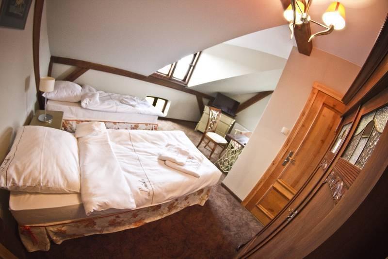 Leniwka Hotel Swiebodzin Bagian luar foto