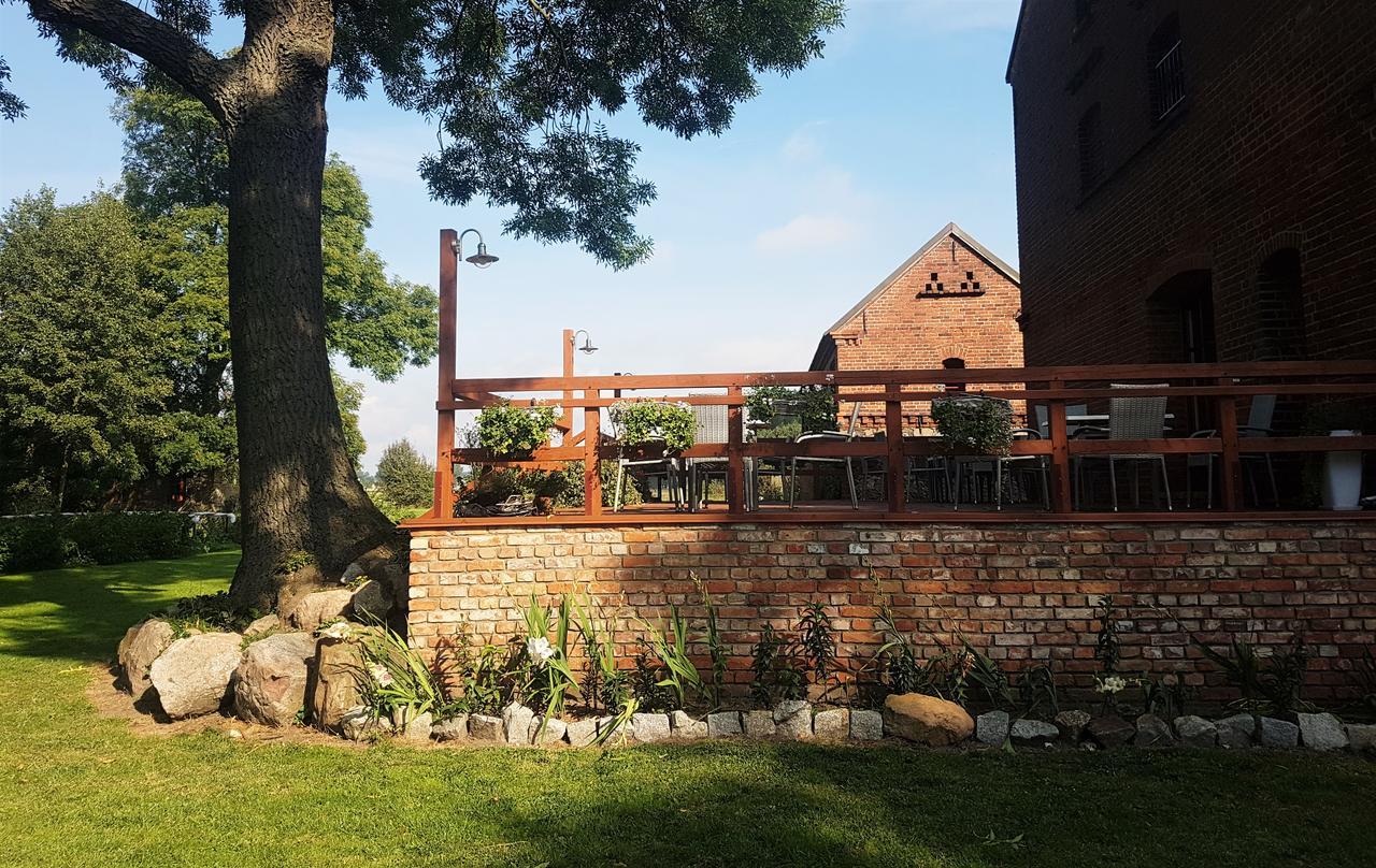 Leniwka Hotel Swiebodzin Bagian luar foto