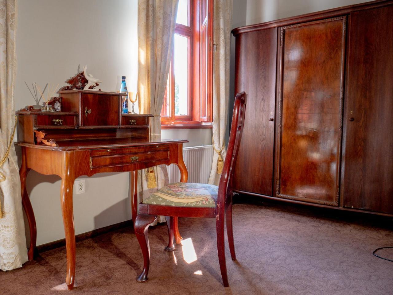 Leniwka Hotel Swiebodzin Bagian luar foto